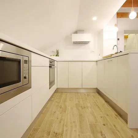Baredine Apartment