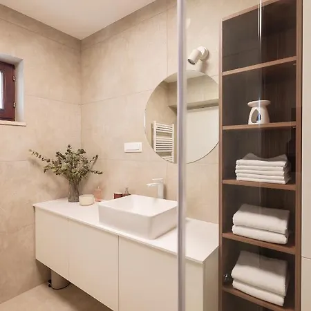 Baredine Apartment