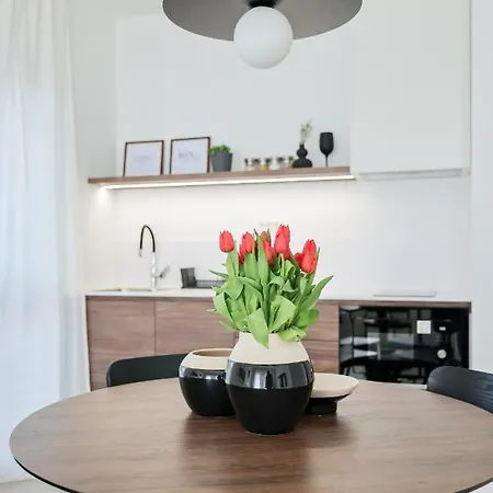 Baredine Apartment *
