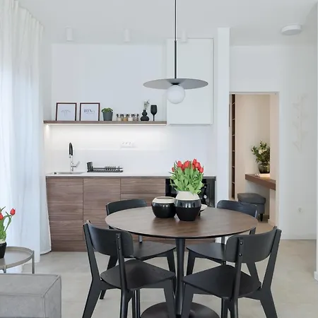 Baredine Apartment