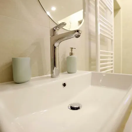 Baredine Apartment *