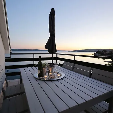 Apartment Baredine *